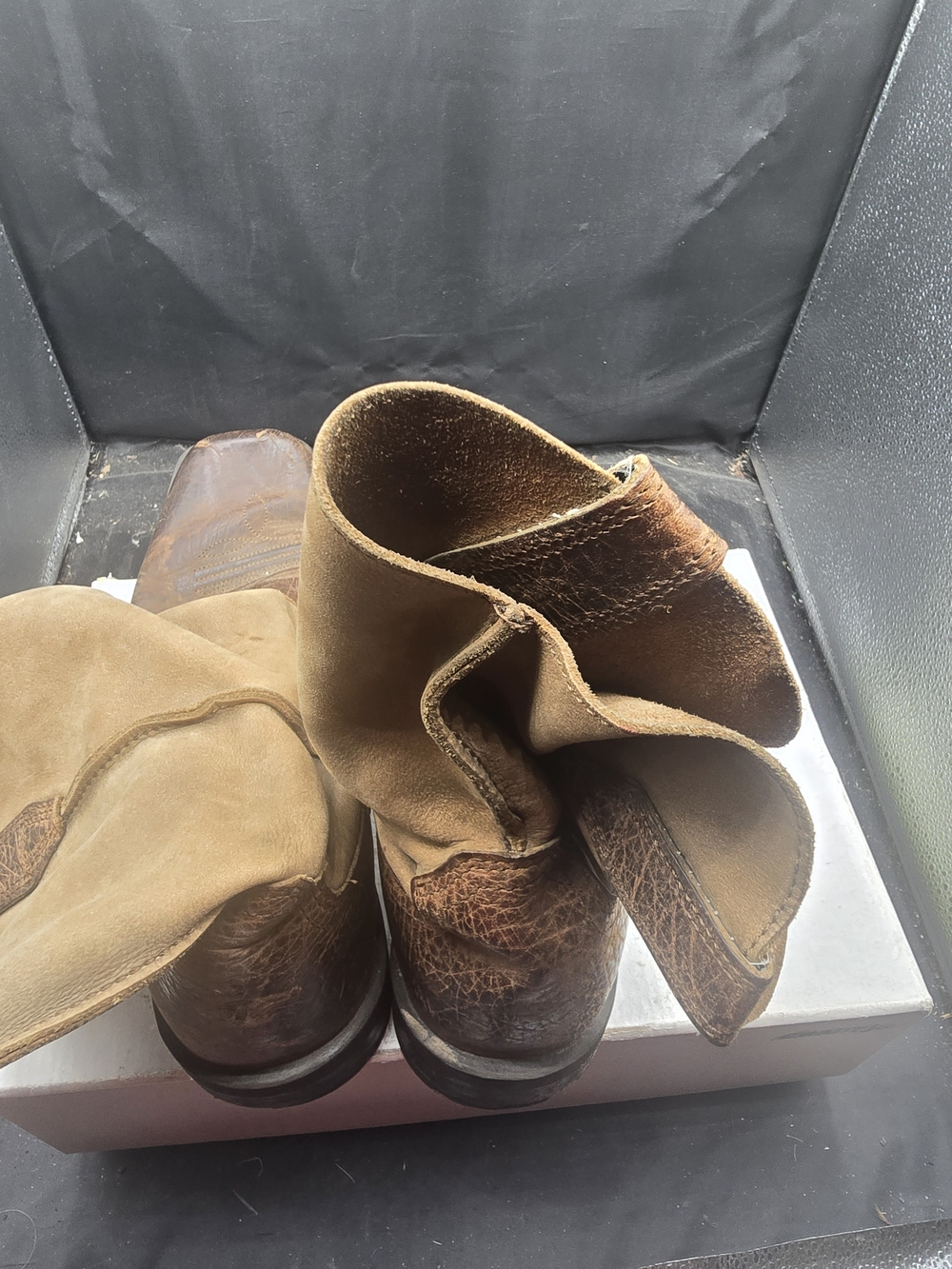 Ariat Two-Tone Brown Leather & Tan Suede Pull-On Western Boots - Picture 5 of 7